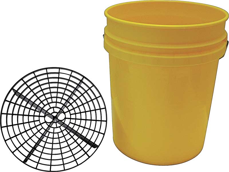Grit Guard 5 Gallon Yellow Bucket With Grit Guard 