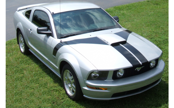 Picture of 2005-09 Mustang GT Hood Flair with Dual Nose Stripe Kit