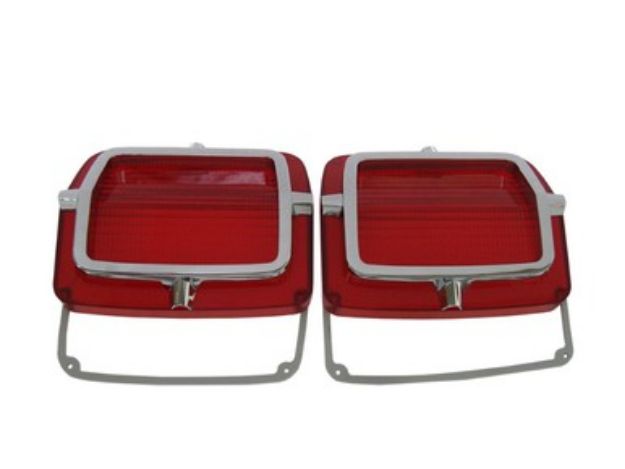 Picture of 1965 Plymouth Belvedere and Satellite Taillight Lenses