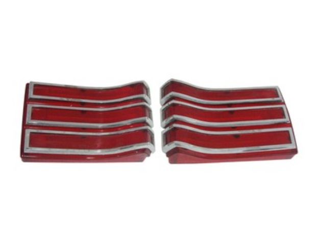 Picture of 1966 Plymouth Belvedere and Satellite Taillight Lenses