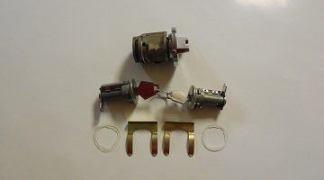 Show details for 1970-1974 A,B,C, E-body Ignition and Door Lock Set Picture of 1970-1974 A,B,C, E-body Ignition and Door Lock Set
