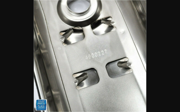 Picture of 1967-1981 Pontiac GTO 400/455 Valve Covers W/Drippers - Chrome