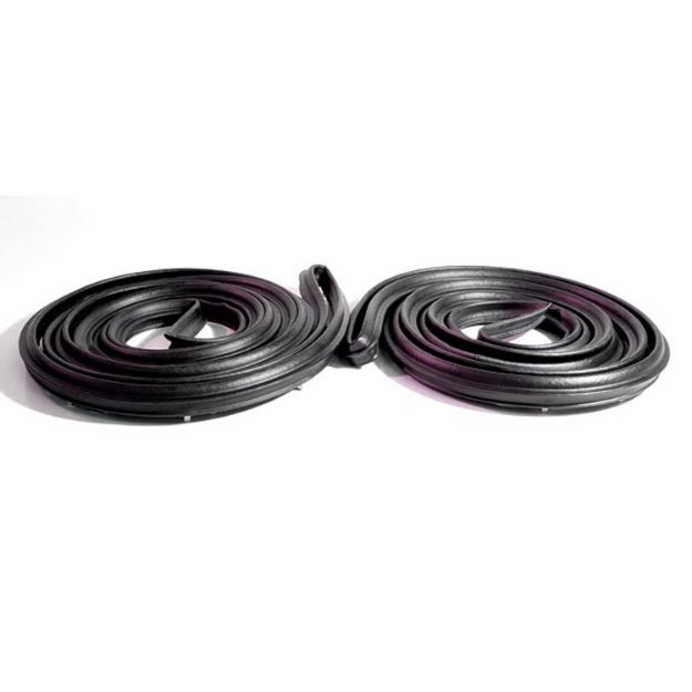 Picture of Metro Molded Door Seals with clips and mitered corners For Mazda RX-7 1979-1985 LM 107