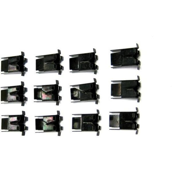 Picture of 1957 Chevrolet Bel Air Base Quarter Panel Molding Retainer