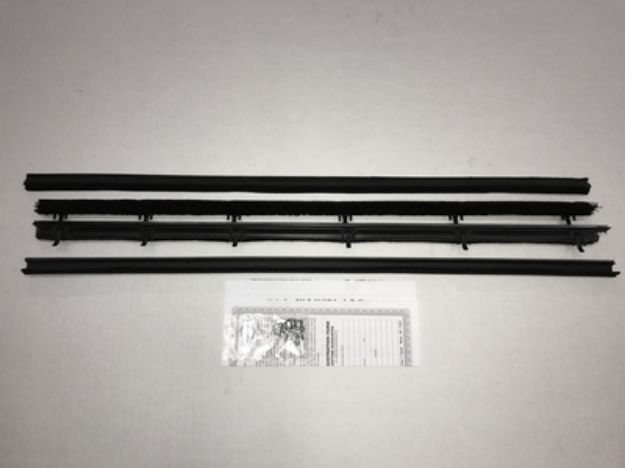 Picture of 1970-72 Chevelle 2 Door Station Wagon Authentic Window Felts Whiskers Kit (4pcs)