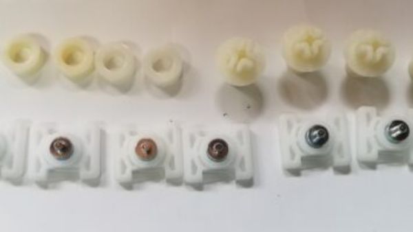 Picture of 1971-1972 B-Body Door Window Roller Kit by Vans Auto